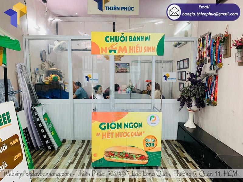 xe-ban-banh-mi-di-dong-re