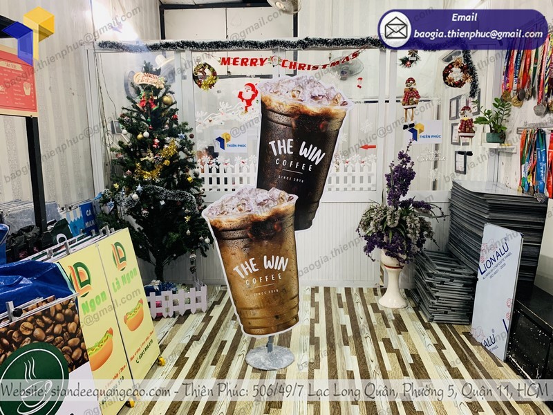 Nguyên nhân dẫn đến việc standee mô hình cà phê dễ bị hư hỏng